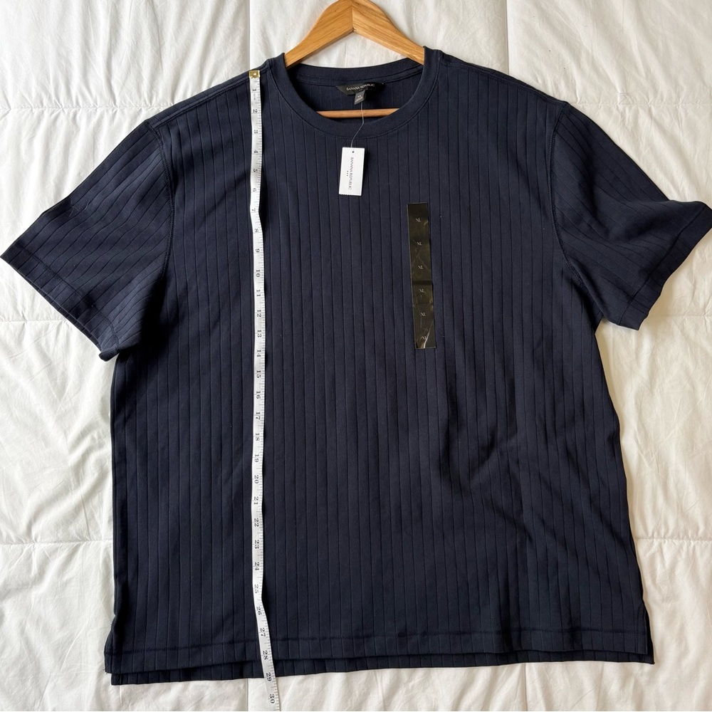 NWT Banana Republic Men's Ribbed Short-Sleeve Crewneck Soft Knit Shirt